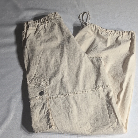 Madden Girl Men's Cream Cargo Pants - Picture 6 of 12